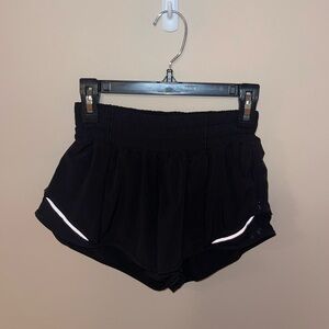 Lululemon black Hotty hot shorts